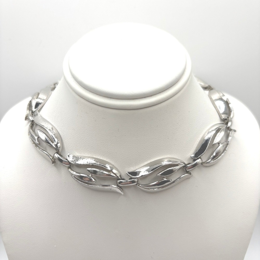 Vintage‎ Silver Tone Leaf Link Choker Necklace MCM Adjustable J-Hook 15-17 Inch